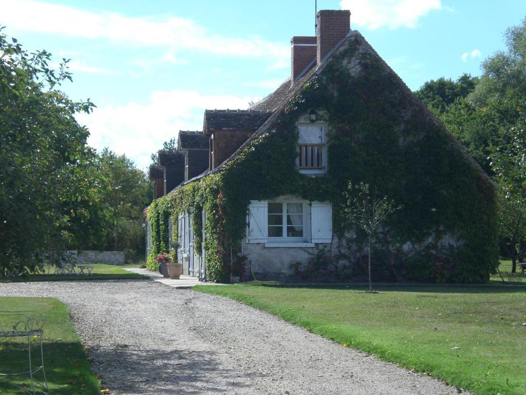 La Touche Bed & Breakfast Menetou-sur-Nahon Exterior photo